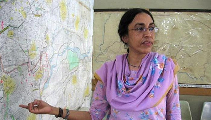 Sindh untuk menahan lima tersangka yang dibebaskan dari pembunuhan Perween Rahman di bawah MPO