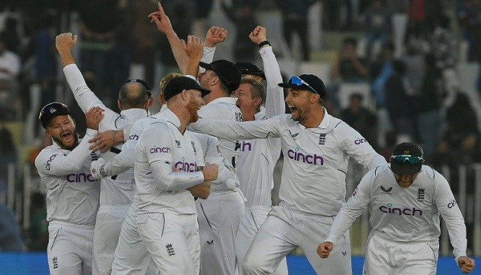 News Analysis: England show Pakistan who's boss with stunning triumph - Vimarsana News