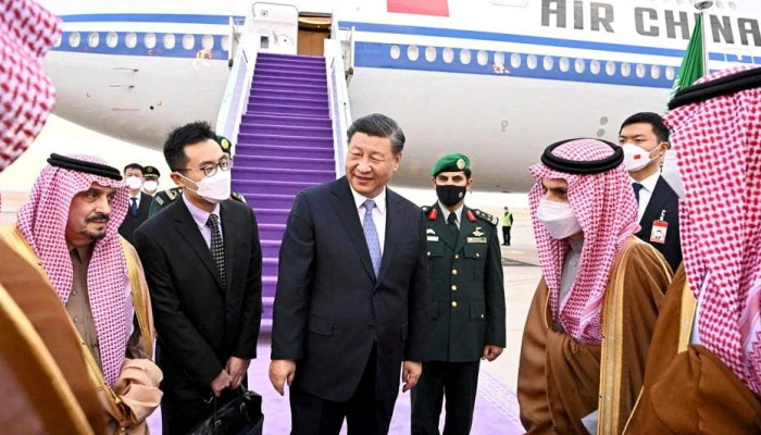 Chinese President Xi Jinping arrives in Riyadh, Saudi Arabia on December 7, 2022. Saudi Press Agency