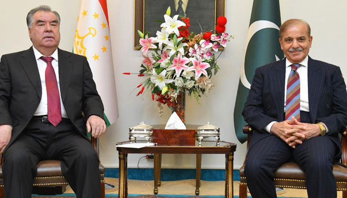 President of Tajikistan Emamoli Rahmon in one-on-one meeting PM Shehbaz in Islamabad on December 14, 2022. PID
