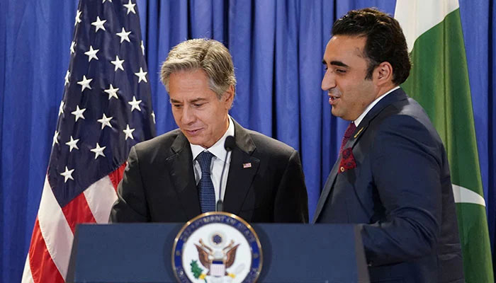 US Secretary of State Antony Blinken (L) and Pakistan´s Foreign Minister Bilawal Bhutto-Zardari trade places to deliver remarks after their meeting at the State Department in Washington, DC, September 26, 2022. — AFP