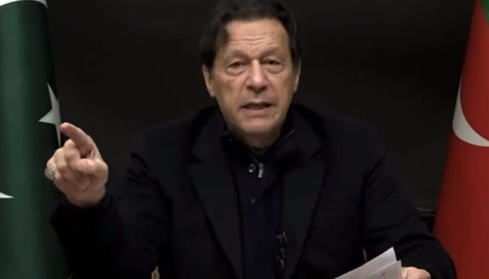 PTI Chairman Imran Khan addressing a press conference via video link from Lahore residence on January 5, 2023. Screengrab of a Twitter video.