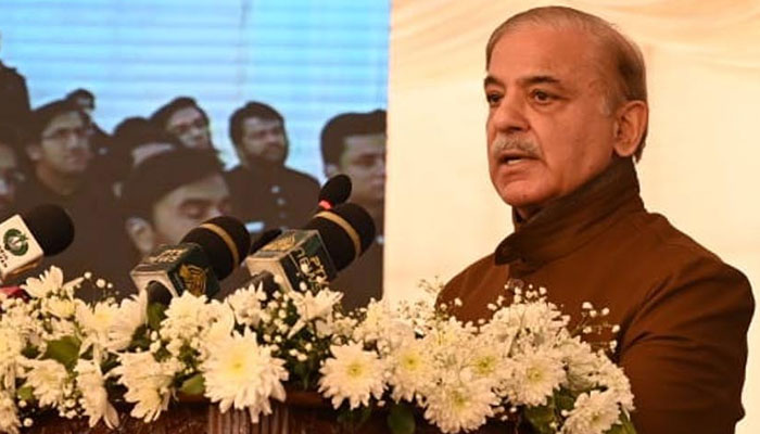 PM Shehbaz addressing the passing-out ceremony of probationary officers of Pakistan Administrative Service (PAS) on January 14, 2023. PID