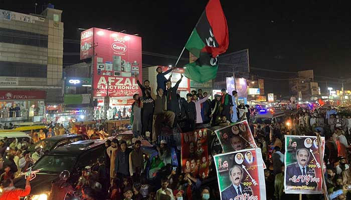 PPP supporters out in droves to support the Pakistan Democratic Movements anti-government campaign. — Photo courtesy PPP Media Cell