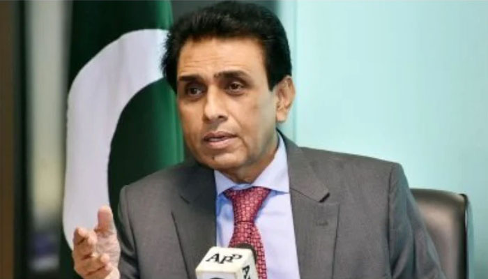 MQM-P Convener Khalid Maqbool Siddiqui. — Twitter/File