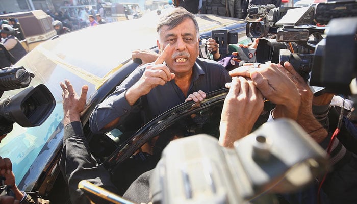Malirs former senior superintendent of police (SSP) Rao Anwar speaking to the media after the court acquitted  him in a 2018 murder case of a shopkeeper in Karachi on January 23, 2023. INP