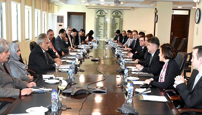 Finance Minister Ishaq Dar held a meeting with IMF review mission led by Chief Nathan Porter in Islamabad on January 31, 2023. APP