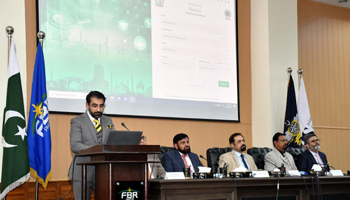FBR app to help international travellers declare currency - Vimarsana News