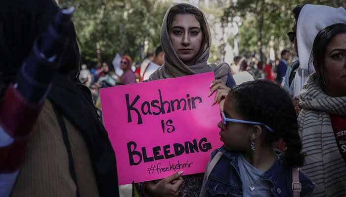 Wives of Kashmiri freedom fighters have demanded of the Indian authorities travel documents to visit their homes in Pakistan.— AFP
