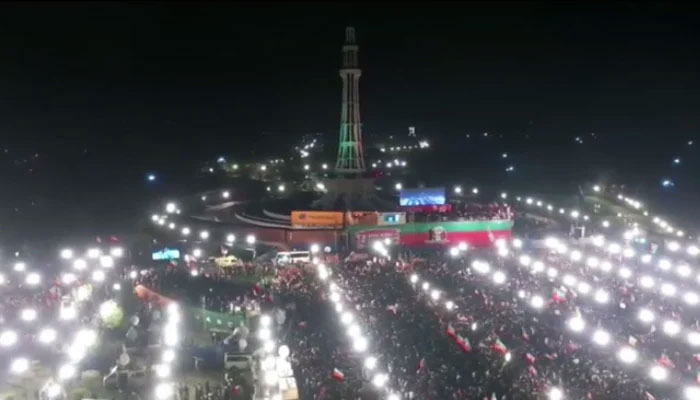 An overview of the PTI jalsa underway at Lahores Minar-e-Pakistan, on March 25, 2023, in this still taken from a video. — GeoNews