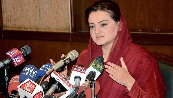 Minister for Information and Broadcasting Marriyum Aurangzeb addressing a press conference in Model Town, Lahore on March 26, 2023. —APP
