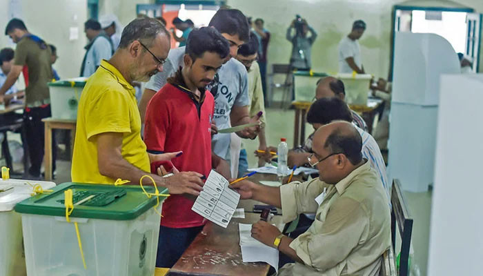 ECP sticks to Oct 8 poll date, warns SC of anarchy, chaos if its schedule not followed - Vimarsana News