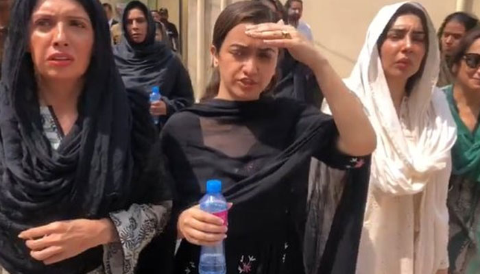 PTI emale workers including Khadija Shah, Aliya Hamza, Sanam Javed Khan and Tayyaba Raja Friday denied torture or any rape attempt in jail. Twitter