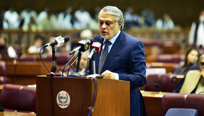Finance Minister Ishaq Dar presenting the federal budget FY24 on June 9, 2023. PID