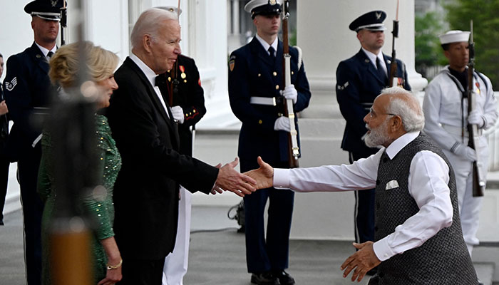 US President Joe Biden and First Lady Jill Biden greet India´s Prime Minister Narendra Modi on arrival for a State Dinner at the North Portico of the White House in Washington, DC, on June 22, 2023. —AFP