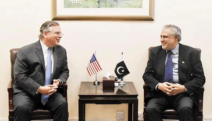 H.E. Mr. Donald Blome, Ambassador of the United States of America to Pakistan called on Federal Minister for Finance and Revenue Senator Mohammad Ishaq Dar at Finance Division. APP