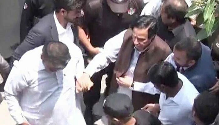 Parvez Elahi arrested again after acquittal in corruption case. —Twitter