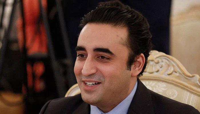 People's Housing Initiative: Bilawal gives away house title deeds to 5,000 Larkana families - Vimarsana News