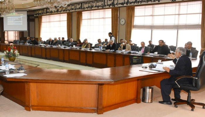 Federal Minister for Finance and Revenue Senator Mohammad Ishaq Dar presided over the meeting of the Economic Coordination Committee (ECC) of the Cabinet on February 10, 2023. — Ministry of Finance