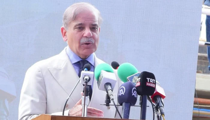 Prime Minister Shehbaz Sharif addressing the launching ceremony of PNS Tariq in Pakistan Naval Shipyard & Engineering Works, Karachi, August 2, 2023. — PMs Office