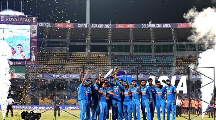 Siraj stars as India rout Lanka for eighth Asia Cup crown - Vimarsana News