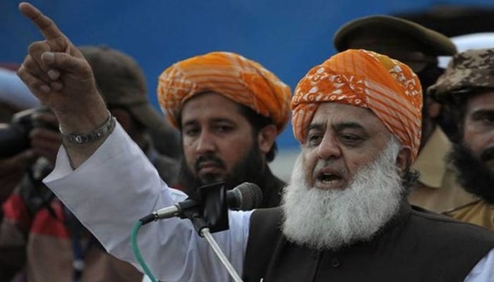 Jamiat Ulema Islam (JUI)s chief Maulana Fazalur Rehman addresses supporters during a rally in Karachi. — AFP/File