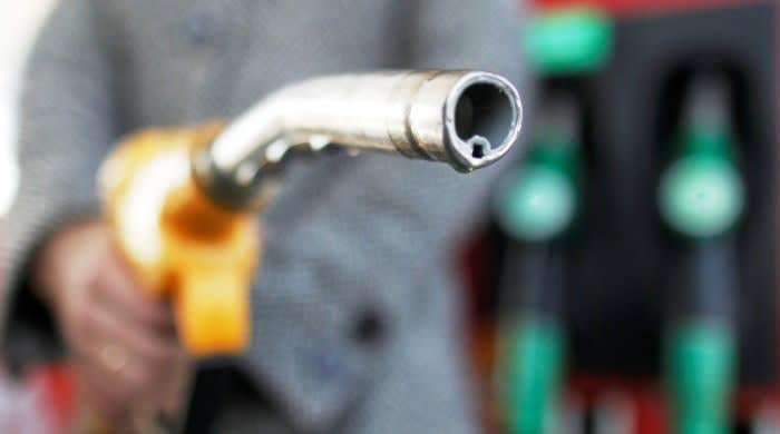 Govt to slash petroleum prices amid global oil slump - Vimarsana News