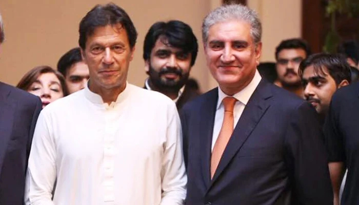 PTI Chairman Imran Khan (left) and Vice Chairman Shah Mehmood Qureshi. — Facebook/@ImranKhanOfficial