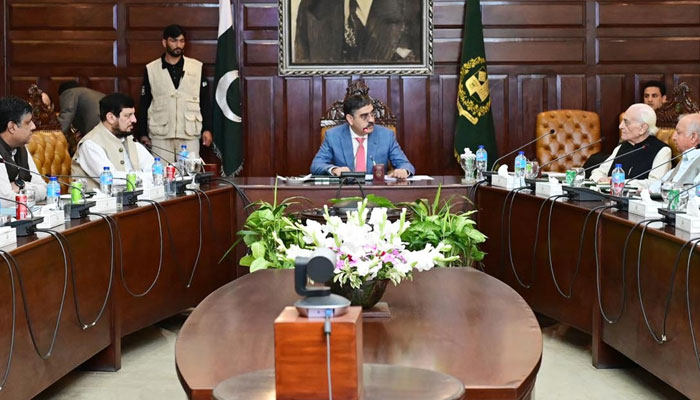 Caretaker Prime Minister Anwaar-ul-Haq Kakar  Chairing a meeting here to discuss the matters pertaining to Khyber Pakhtunkhwa on October 13, 2023. PID