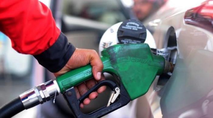 POL price cut; Officials directed to ensure relief to people - Vimarsana News