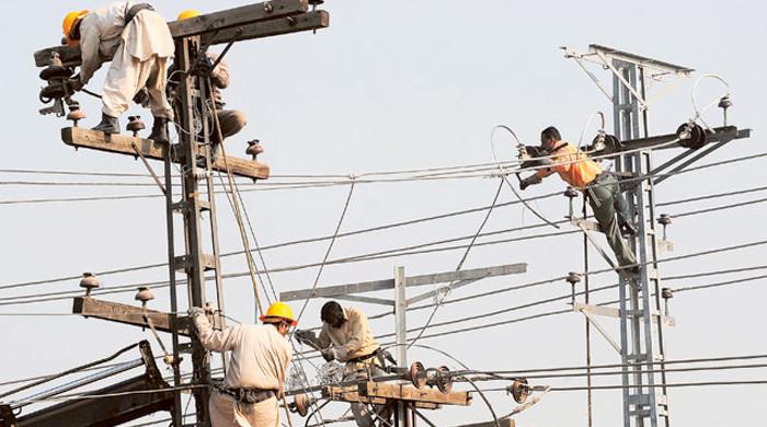 Lab, factory owners caught stealing electricity - Vimarsana News