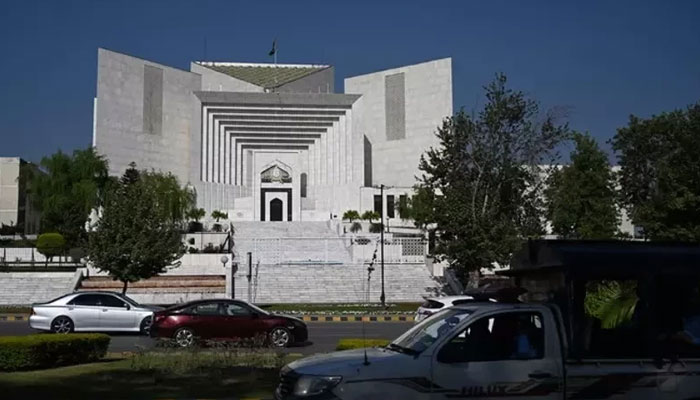 Motorists drive past Pakistan’s Supreme Court in Islamabad on April 5, 2022. AFP/File