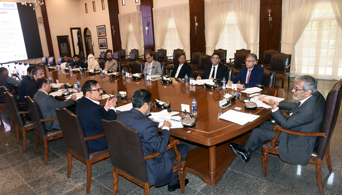 Caretaker Sindh Chief Minister Justice (retd) Maqbool Baqar presides over a joint meeting of the Sindh Revenue Board (SRB), SESSI, and Workers Welfare Board at the CM House on October 23, 2023. — X/@SindhCMHouse