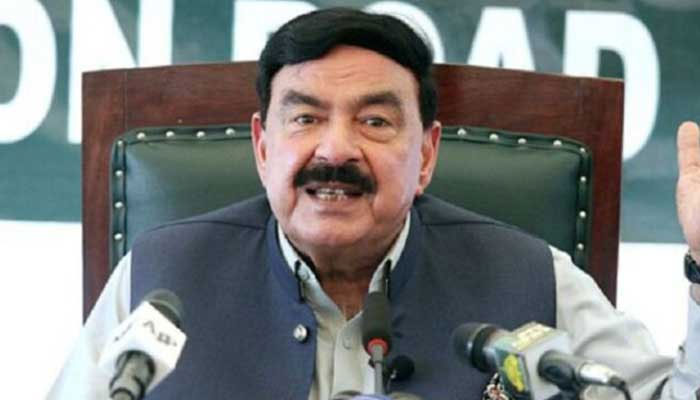 Sheikh Rashid pardons Rawalpindi CPO, others