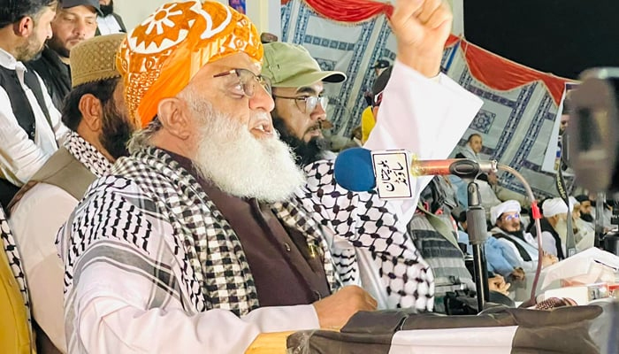 Jamiat Ulema-e-Islam-Fazl (JUIF) Chief Maulana Fazlur Rehman while addressing a public meeting on October 29, 2023, in Quetta. — Facebook/Jamiat Ulama-e-Islam Pakistan
