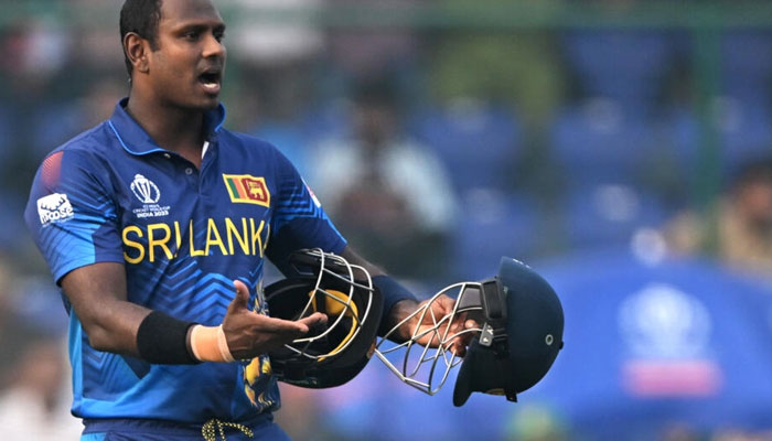 Sri Lankas Angelo Mathews reacts to his dismissal.  — AFP