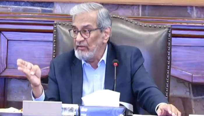 Sindh interim chief minister Justice (retd) Maqbool Baqar speaks during a meeting at CM house in this still taken from a video released on November 4, 2023. — Facebook/Sindh Govenrment