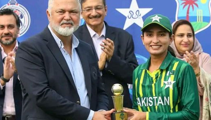 Omaima Sohail is player of the tri-series final for her all-round heroics. — Facebook/Pakistan Cricket News