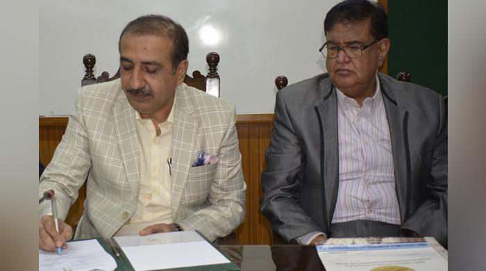 SAU, livestock dept sign MoU to preserve cattle breeds - Vimarsana News
