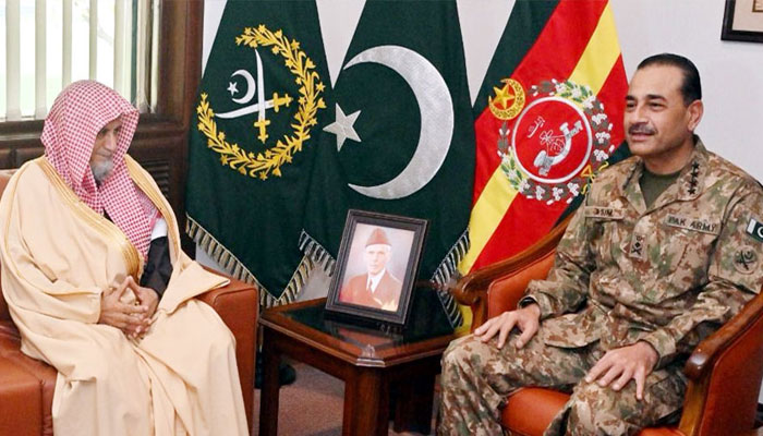Imam-e-Kaaba Sheikh Saleh bin Abdullah bin Muhammad Humaid called on  Chief of Army Staff (COAS) General Syed Asim Munir. —Radio Pakistan