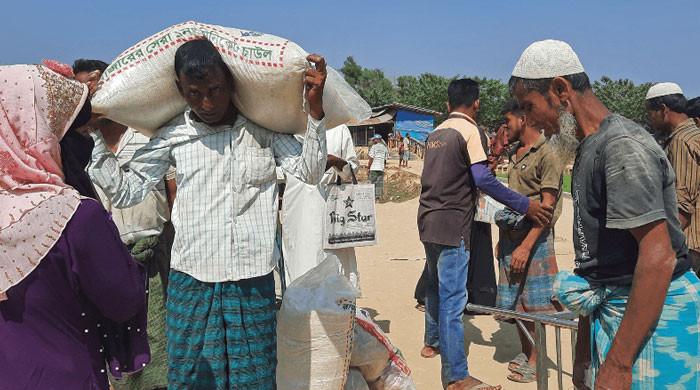 Hundreds of Rohingya refugees set sail from Bangladesh - Vimarsana News