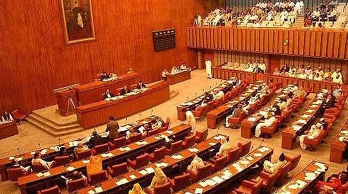 Senators decry salary disparities, warn of provincial taxation - Vimarsana News