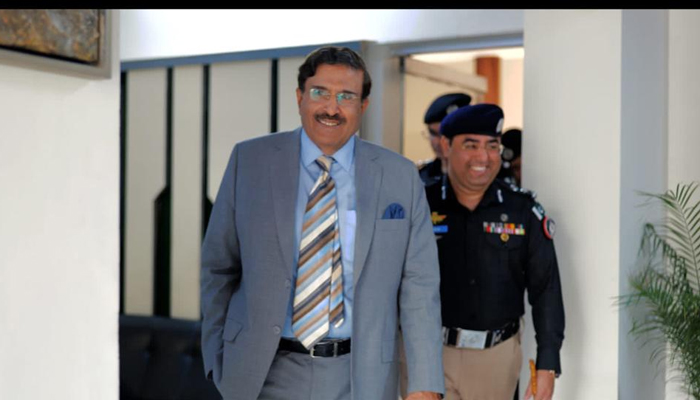 Sindh Caretaker Home Minister Brigadier (retd) Haris Nawaz can be seen in this image on November 7, 2023. — X/@BrigHarisnawaz