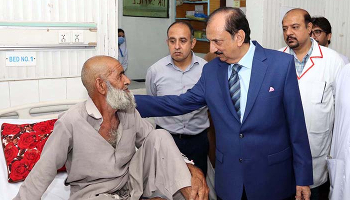 Dr. Nasir Jamal, Caretaker Provincial Health Minister visits Allama Iqbal Teaching Hospital. — APP/File