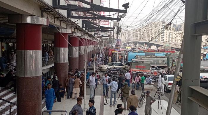 11 perish in Karachi mall fire tragedy - Vimarsana News
