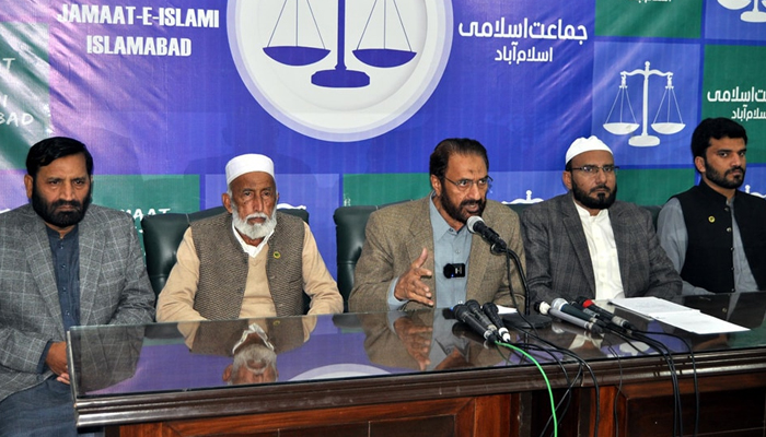 Ex-MNA and JI central ameer Mian Muhammad Aslam speaks during a press conference in Islamabad on November 26, 2023. — Facebook/Jamaat-e-Islami Islamabad