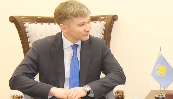 In this photo released on Nov 23, 2023, Ambassador of Kazakhstan to Pakistan, Yerzhan Kistafin can be seen in a meeting with Federal Minister for Finance, Revenue, and Economic Affairs Dr Shamshad Akthar (not seen here) at Finance Division. —x/Financegovpk