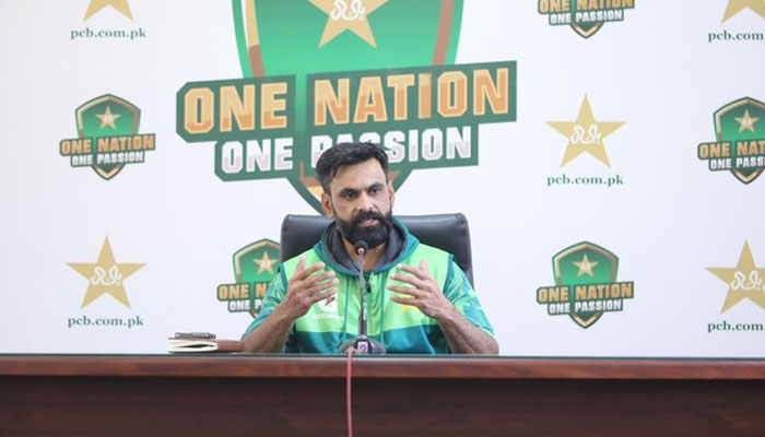 Pakistan team director Mohammad Hafeez addresses a press conference at Gaddafi Stadium on Nov 28, 2023. —x/TheRealPCB