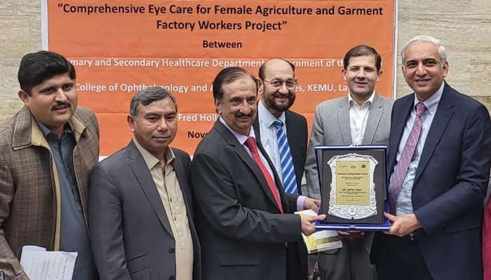 Punjab Minister for Primary and Secondary Healthcare Dr Jamal Nasir while meeting the delegation of the Fred Hollows Foundation of Australia on November 28, 2023. — Facebook/Primary & Secondary Healthcare Department