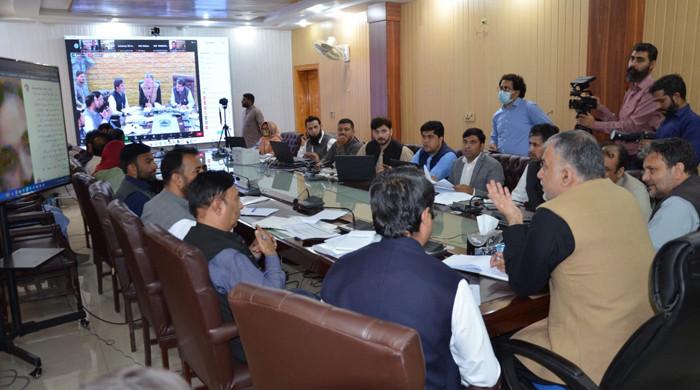 KP minister engages public in online forum on climate - Vimarsana News